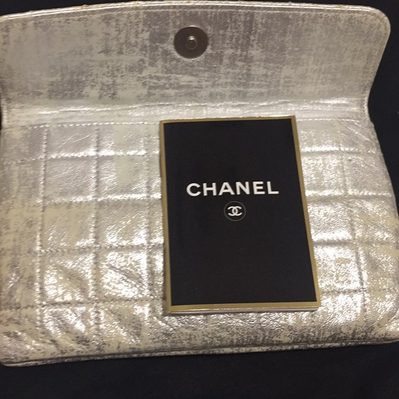 Small Chanel bag - Picture 7 of 7